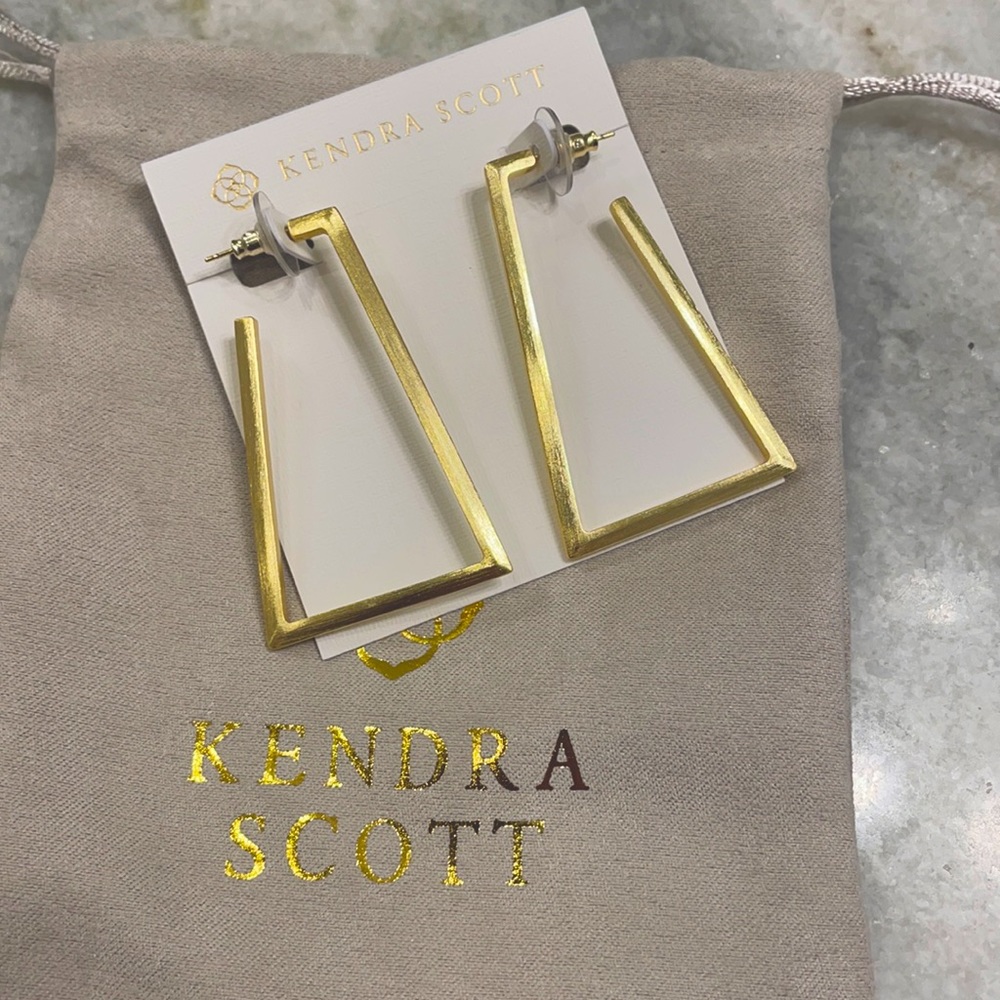 Kendra Scott Easton Gold earrings